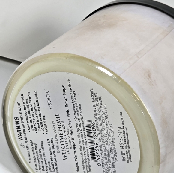 Bath & Body Works Welcome Home 3 Wick Candle New - Picture 4 of 4